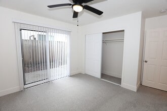 Building Photo - The Grove Apartments