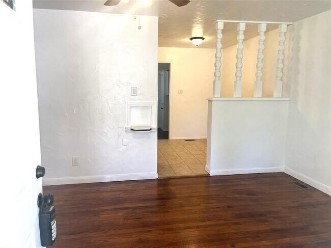 Foto del edificio - 7218 SE 15th St