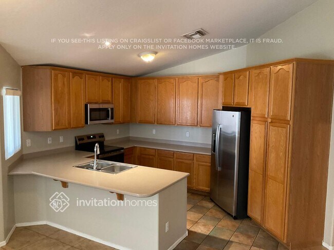 Building Photo - 7940 E Caballero St