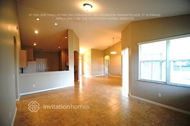 Foto del edificio - 285 Winfall Ave SW