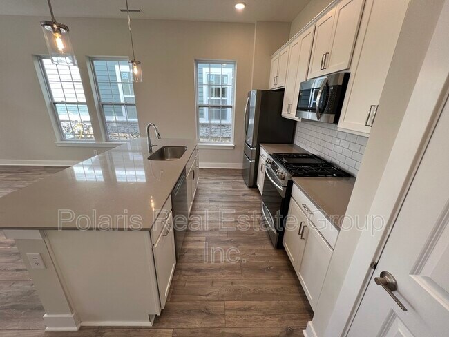 Foto del edificio - 577 Steinbeck Pl