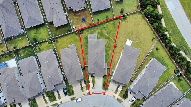 Foto del edificio - 14923 Rutledge Crk Ln