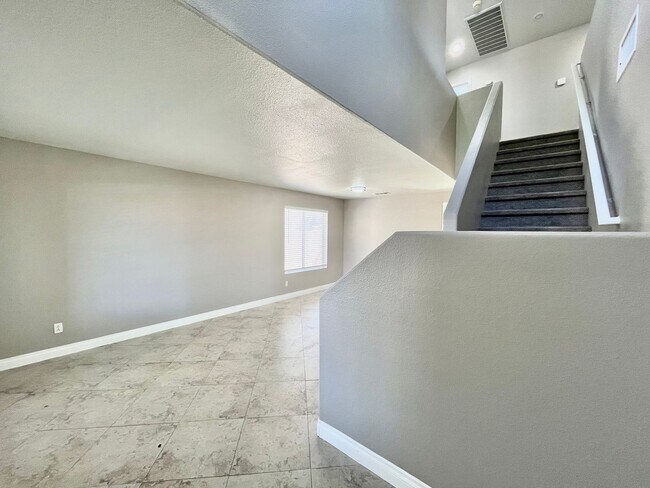 Foto del edificio - 9924 Clover Field Ct