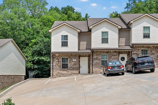 Building Photo - 431 Glenstone Springs Dr
