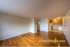 Foto del edificio - 75 Gardner St