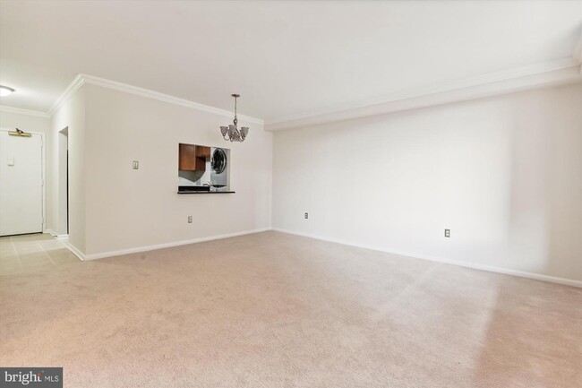 Building Photo - 3701 S George Mason Dr