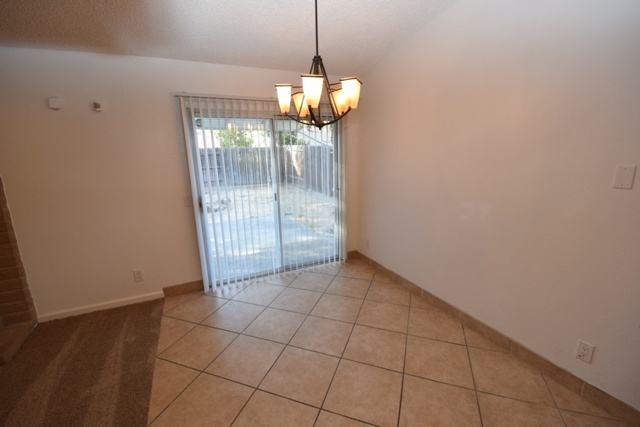 Building Photo - 6657 Briartree Way