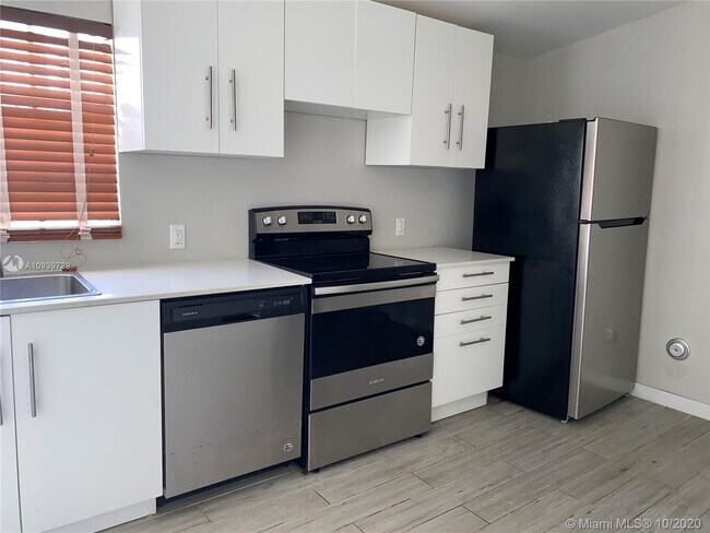 Foto del edificio - 1035 NW 5th St