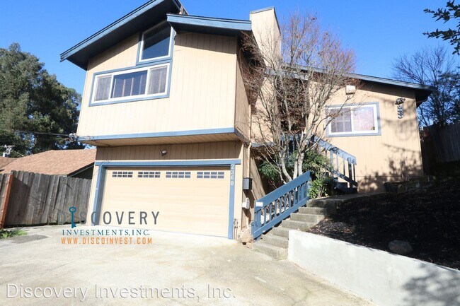 Building Photo - 3 br, 3 bath House - 2360 Wilbur St.