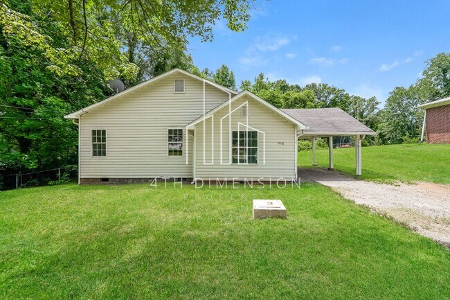 Building Photo - Charming 3-Bedroom Home on Old Rural Hall ...