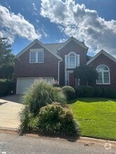 Building Photo - 5 Riverton Ct