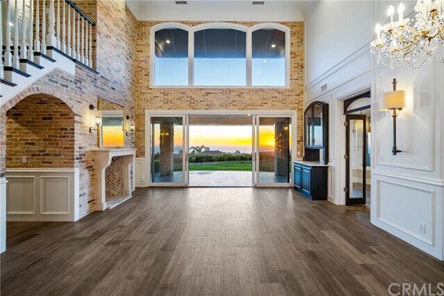 Building Photo - 657 Via Faisan