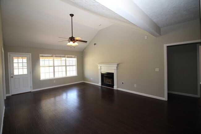 Building Photo - 306 Country Glen Ct