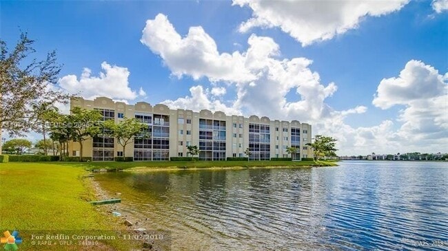 Foto del edificio - 4717 NW 7th St