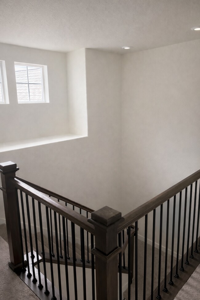 Building Photo - 6971 Hyland Hills St