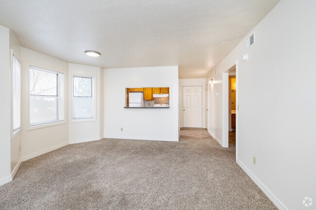 1BR, 1BA - 765SF - Living Room - Westover Gardens Apartments