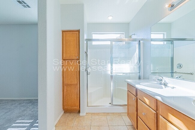 Foto del edificio - 4141 E Mia Ln