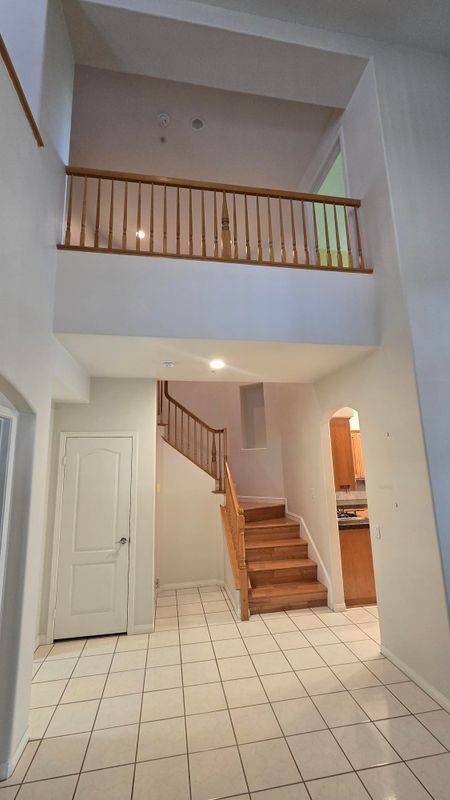 Foto del edificio - 1520 Upland Hills Dr S