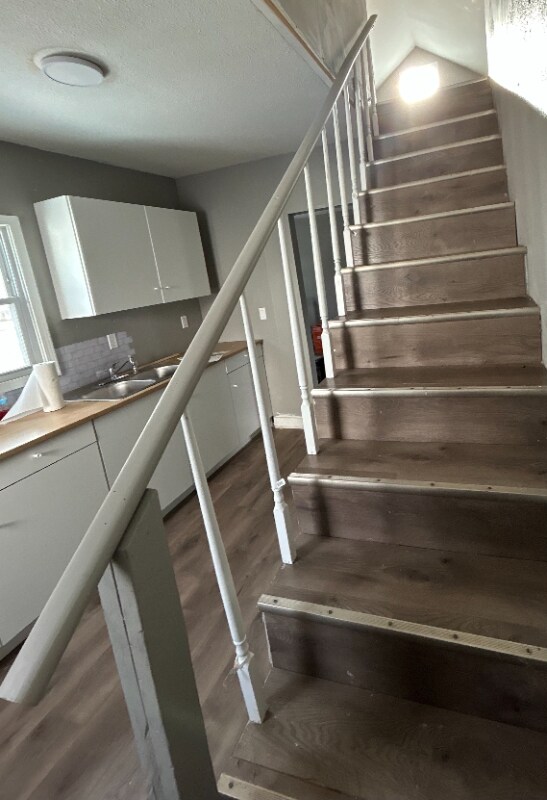 Building Photo - 4094 Fenton Rd