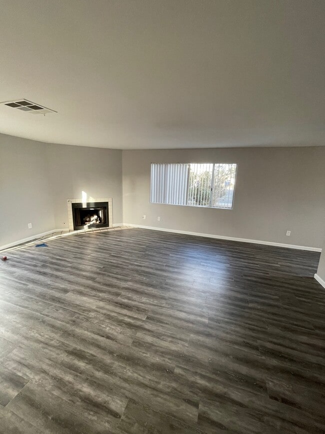 Foto del edificio - 1296 Elder Ave