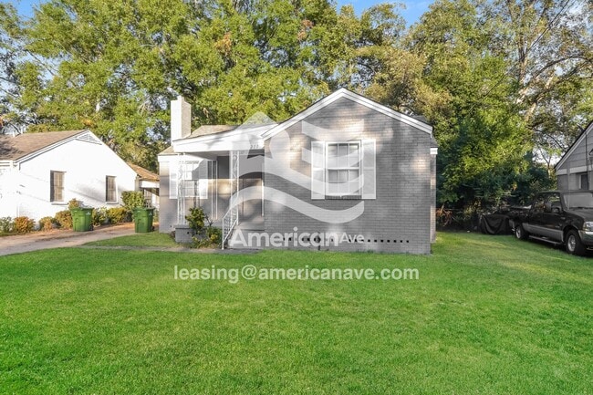 Foto del edificio - 211 Bradley Dr