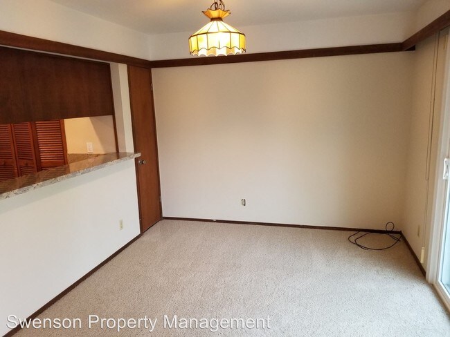 Building Photo - 2 br, 2 bath House - 2610 Meadow Glen Drive