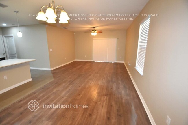 Building Photo - 10514 Whispering Hammock Dr