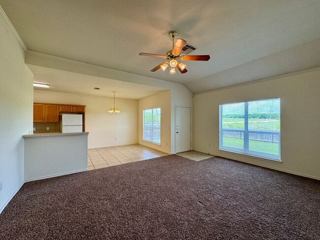 Building Photo - Duplex