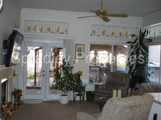 Building Photo - 4508 Sunflower Ln