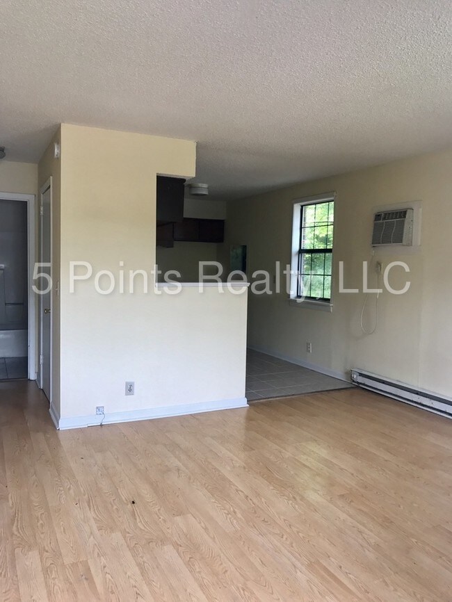 Building Photo - 3516 Slate Dr