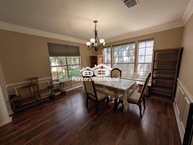 Building Photo - 9910 Jasmine Creek Dr