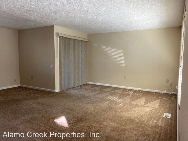 Foto del edificio - 2 br, 2 bath House - 115 Olympic Circle