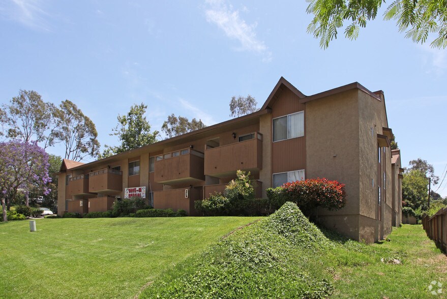 Towne & Country Apartments Rentals Fallbrook, CA