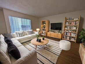 Building Photo - Piedmont