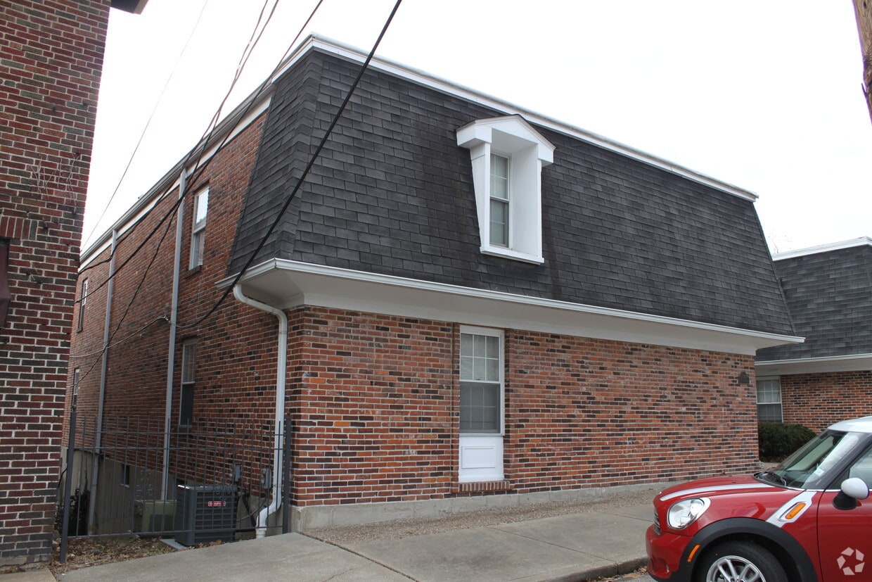 7380 Dale Ave, Richmond Heights, MO 63117 Apartments in Richmond