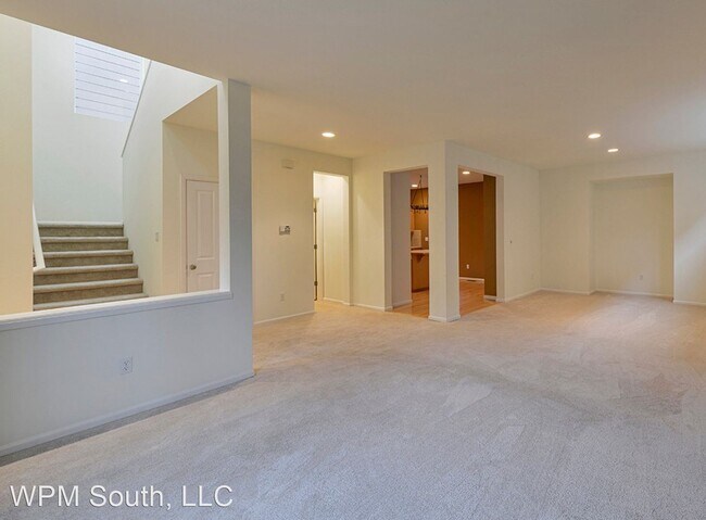 Building Photo - 3 br, 2.5 bath House - 16153 Parkside Way SE