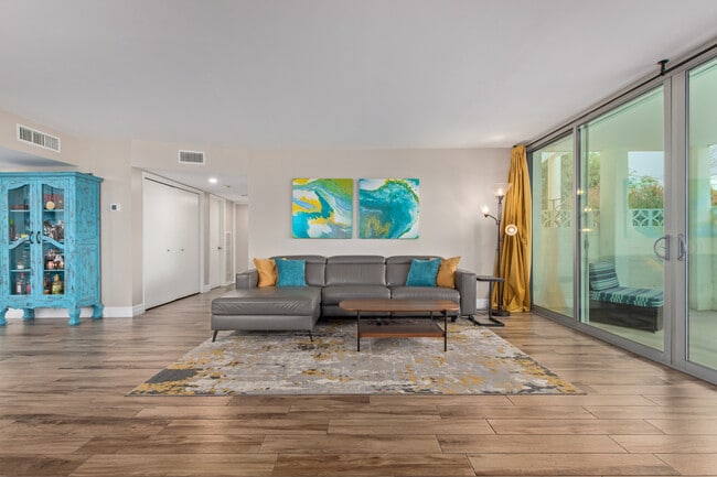 Foto del edificio - 6502 N Central Ave