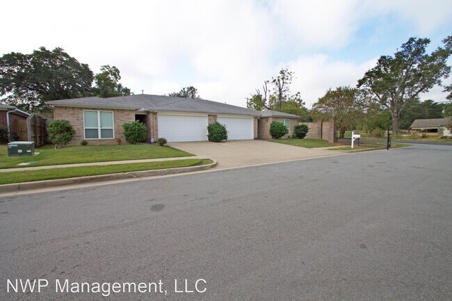 Building Photo - 3 br, 2 bath House - 12589 Kara Lynn Pl.
