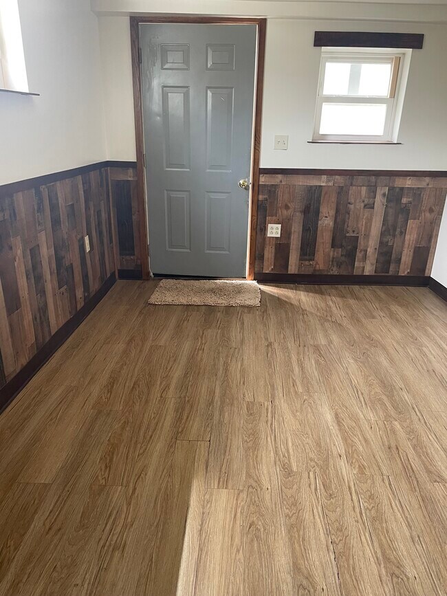 Living Room - 743 Camden Pl