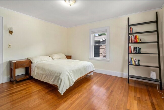 Building Photo - 41 Fenno Rd