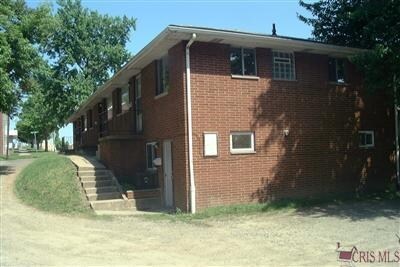 Building Photo - 135 N Sycamore St