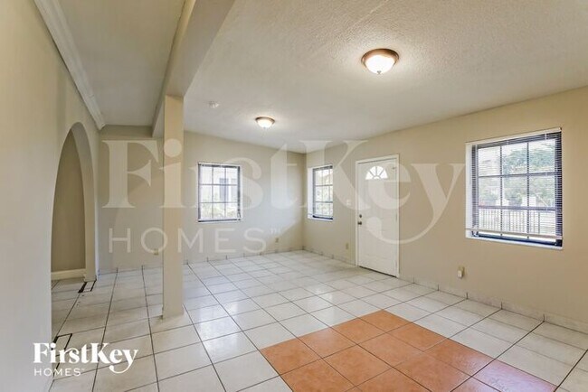 Foto del edificio - 12620 NW 15th Ave