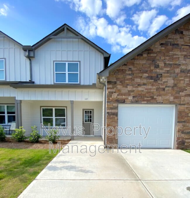 Building Photo - 108 Crest Pointe S