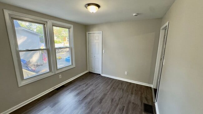 Building Photo - 53 Wilbraham Ave