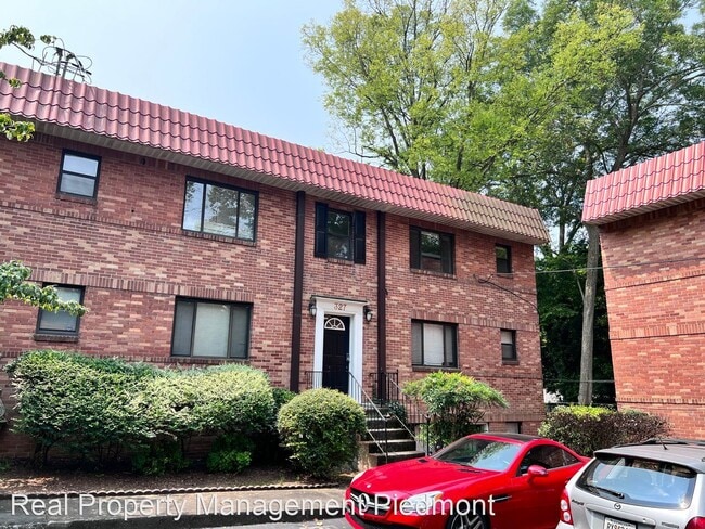 Foto del edificio - 1 br, 1 bath House - 327 Third Street NE U...