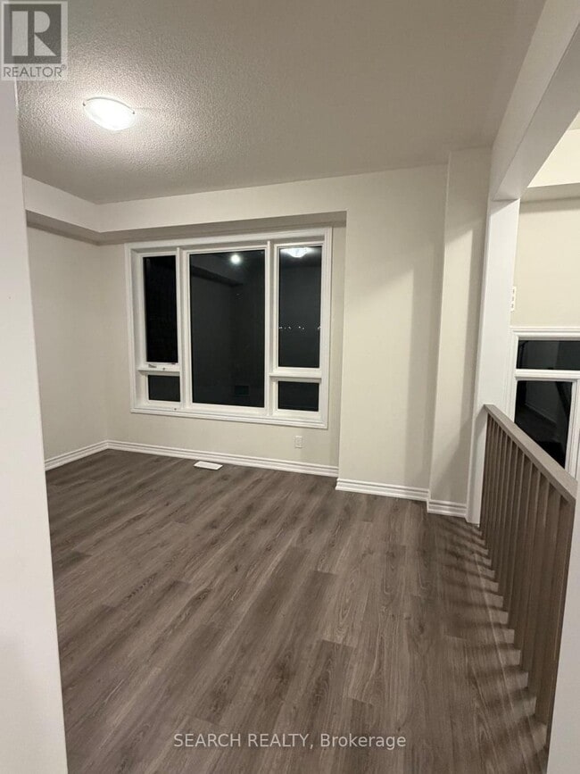 Photo du bâtiment - 293 Lindsay St N