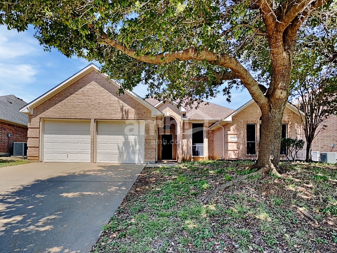 Foto principal - 5776 Jillian Way