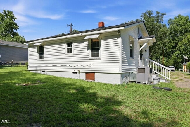 Building Photo - 608 N 16th St