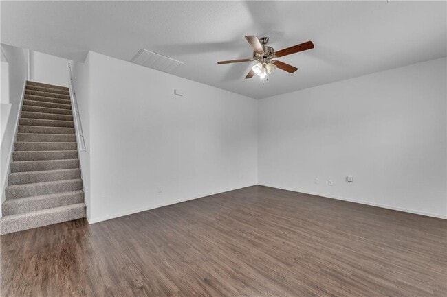 Building Photo - 4404 SW Gallatine Ave