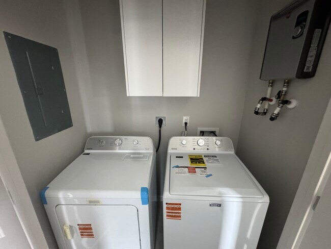 Foto del edificio - 703 Pedro St